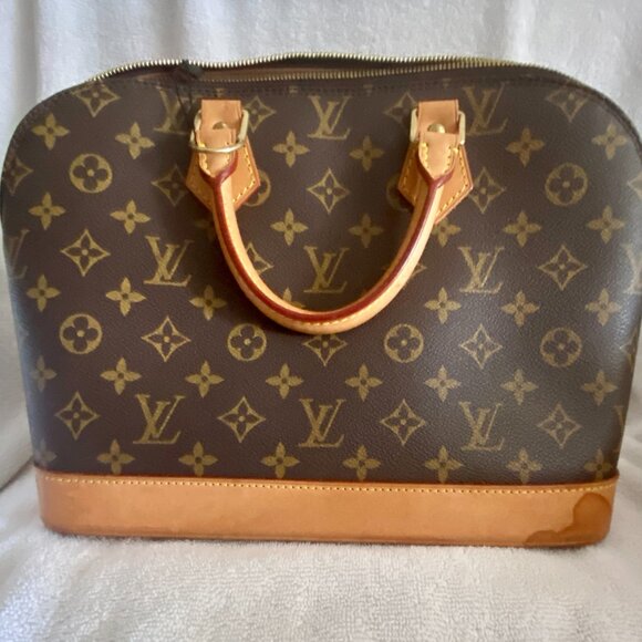 Authentic Louis Vuitton Monogram Alma PM Dome Satchel Bag - Picture 2 of 16